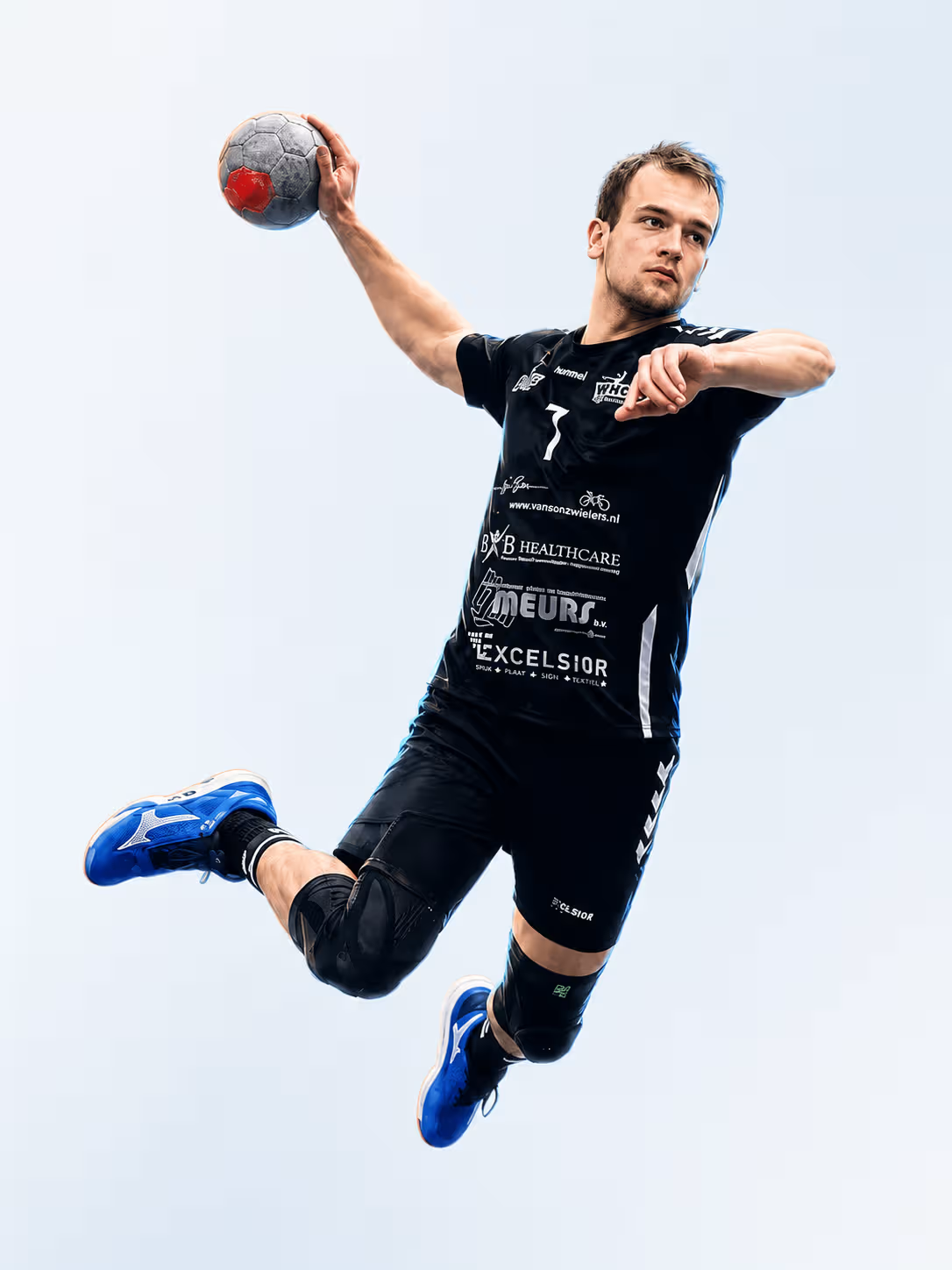 Jari van de Moosdijk sprongschot tophandbal
